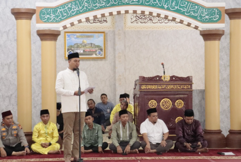 Di Batang Gansal, Ade Pastikan Komitmen Laksanakan Janji Kampanye