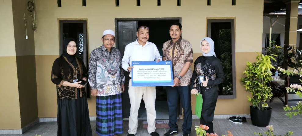 Dari Kepedulian untuk Pendidikan, BRI Hadir Bangun Pagar Pondok Pesantren di Kampar