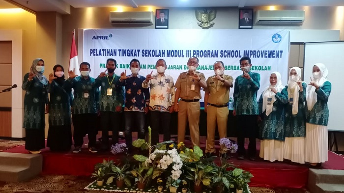 Program School Improvement Dongkrak Kualitas Pendidikan di Kabupaten Kampar