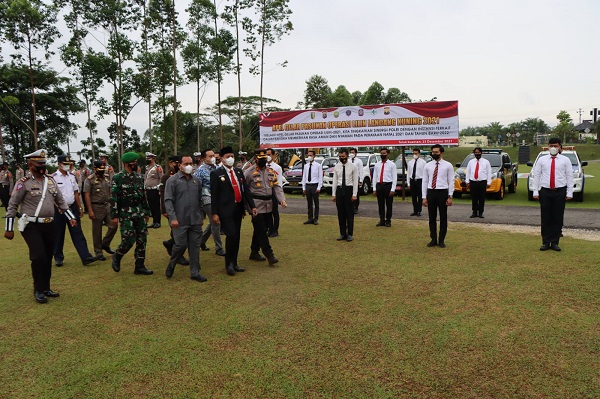 Jelang Operasi Lilin Lancang Kuning 2021,  Polres Kuansing Gelar Apel Pasukan