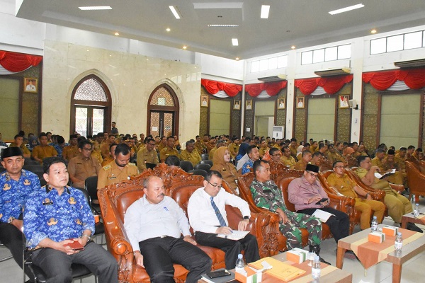 Bupati Kampar Tekankan Minggu ini Seluruh Kepala Desa Harus Telah Memiliki Lahan untuk Kopdes