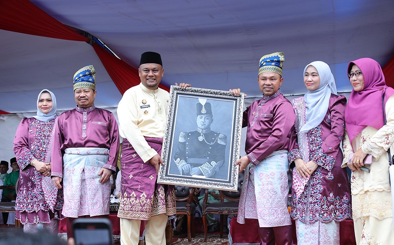 Siak Tampilkan  Miniatur Istana Siak dan Masjid Sahabuddin