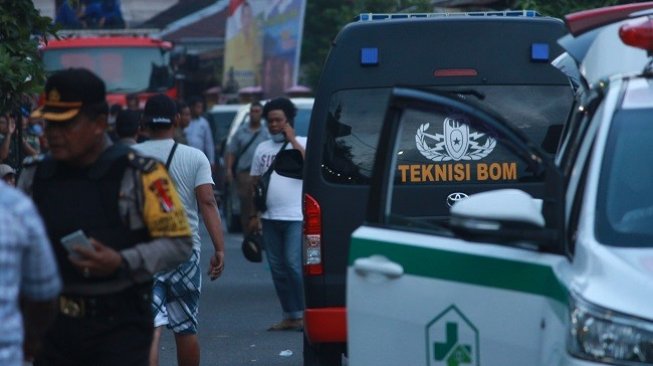 DUARRR...Istri Terduga Teroris Meledakan Diri, Dua Anaknya Ikut Meninggal Dunia
