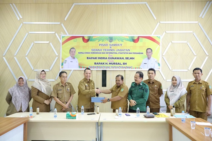 Suasana Hangat Warnai Serah Terima Jabatan Kepala Dinas Kominfo Rohil