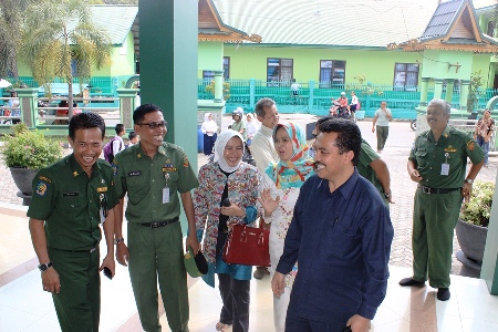 Erna Sebut Masjid Paripurna Solusi untuk Kemaslahatan Umat