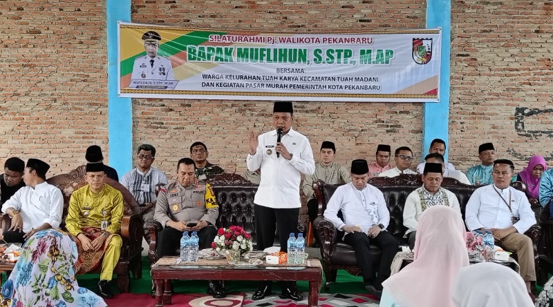 Pemko Gelar Pasar Murah Sembako di Tuah Madani dan Tobek Gadang, Muflihun: Namanya Pasar Murah Harga Harus Murah....