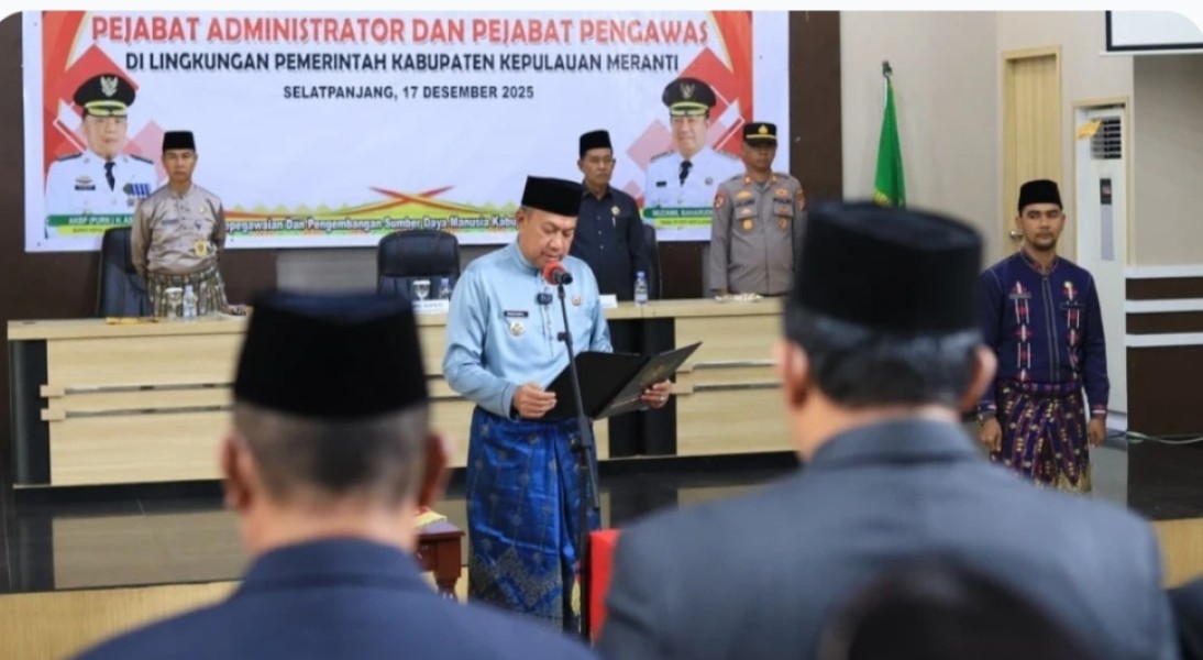 Wabup Muzamil Lantik 24 Pejabat, Tekankan Integritas dan Tanggung Jawab