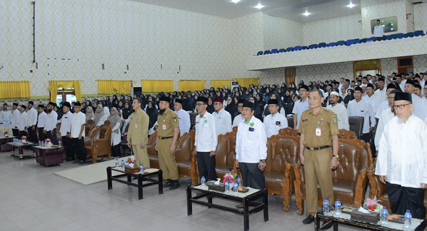 Bupati Kasmarni Tekankan Pentingnya Bantuan yang Tepat Sasaran