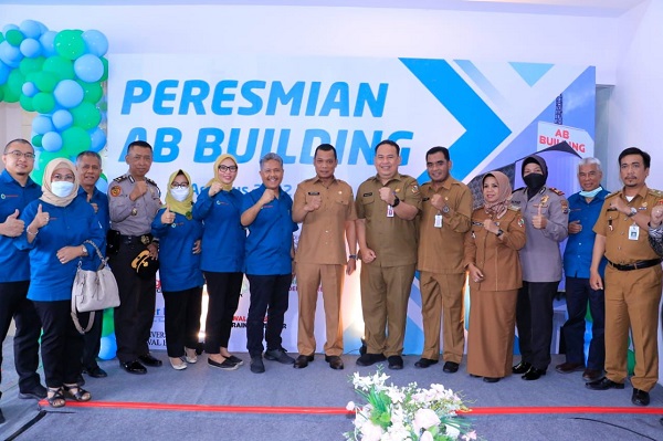 Resmikan Awal Bros Building, Muflihun Berharap Bisa Tingkatkan Kualitas Layanan pada Masyarakat