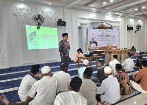 Jemaah Haji Terima Living Cost di Embarkasi Batam