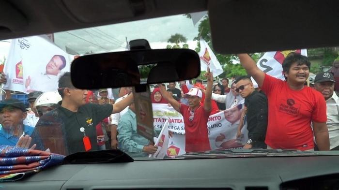 Mobil Rombongan Sandiaga Uno Dihadang Sekelompok Massa, Dipaksa Turun, Lalu Ini yang Terjadi Kemudian