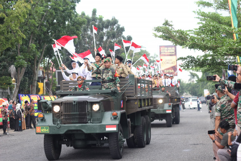 Plt Bupati Asmar Sampaikan Selamat HUT ke-78 TNI