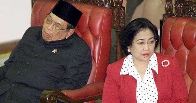 Adhie Massardi:  Gus Dur Lengser dari Jabatannya Karena Konflik dengan Megawati,  Bukan ke Kediri, ''Bohong Itu''