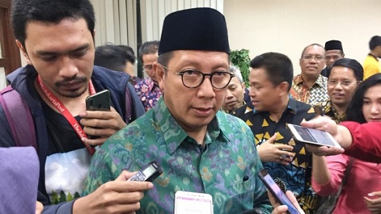 Ketua Umum PPP Romahurmuziy dan Dua Pejabat Kemenag  Ditangkap KPK, Menteri Agama Minta Maaf, Ini Personal...