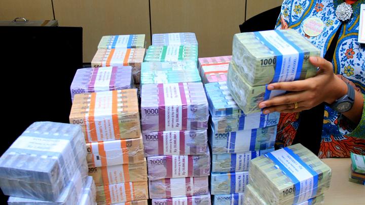 Ekonomi Sulit, DPRD Minta Pemprov Riau Pertimbangkan Opsi Ngutang Rp4,4 Triliun pada PT SMI