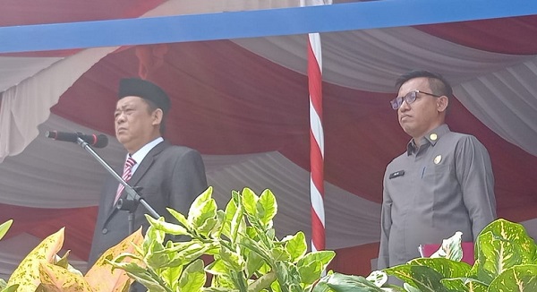 HUT RI Ke-78, Wakil Ketua DPRD Inhil Edi Gunawan Bacakan Teks Proklamasi