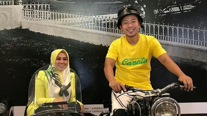 Tak Hanya Bisnis Pekanbaru Cassata, Denny Cagur dan Istri Berinovasi dan Bantu Sekolah di Riau