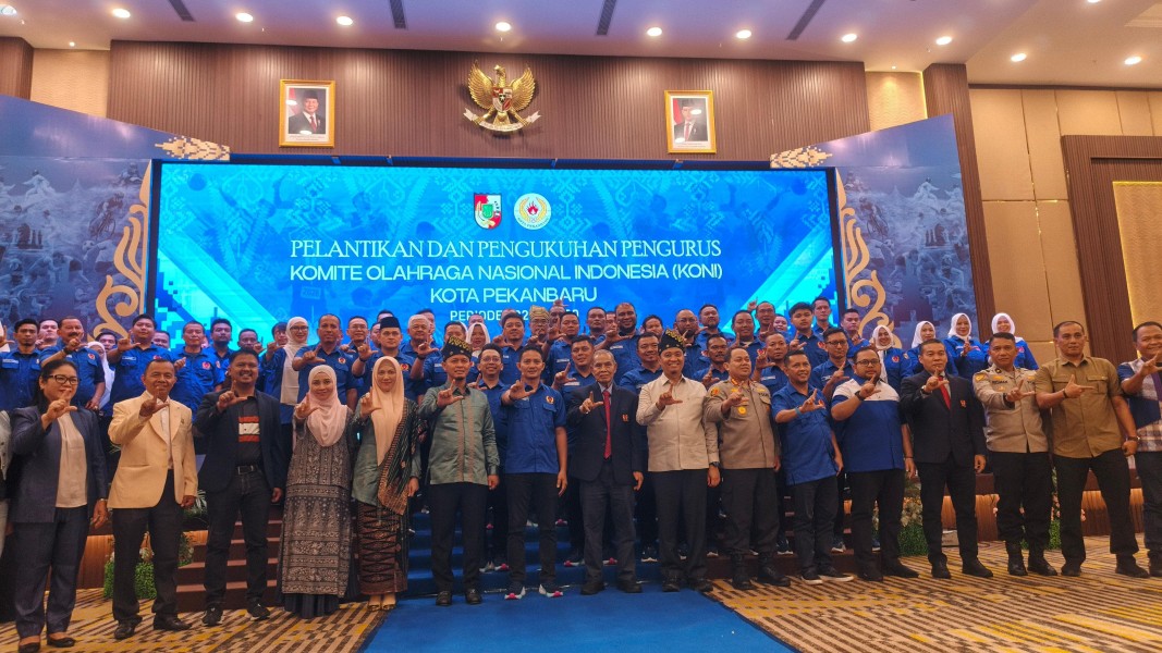 Ketua KONI Riau Resmi Lantik KONI Kota Pekanbaru Tancap Gas PORKOT
