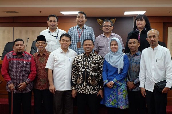 DPRD Riau Bahas DBH Perkebunan dan Retribusi Pajak Daerah dengan DPR RI