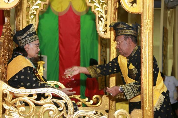 Plt Gubri Hadiri Penabalan Adat Datuk Seri Pujangga Utama