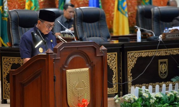 Gubernur Sampaikan Nota Pengantar Perda Perubahan APBD Riau TA 2021