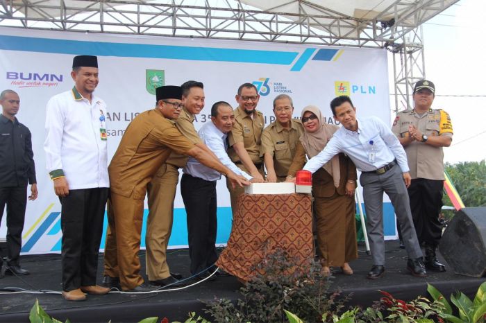 Provinsi Riau Mendekati 100 Persen Desa Berlistrik