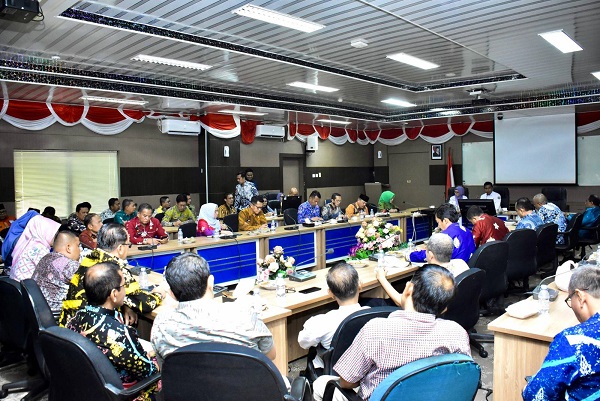 Bupati Kampar Tegaskan Semua Program Strategis Berjalan Dengan Lancar