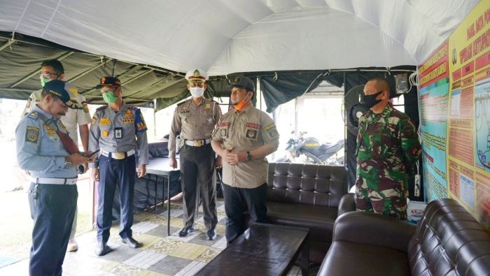 HOREE... Gubernur Riau Batalkan Instruksi Wajib Tunjukkan Hasil Rapid Test Keluar Masuk Riau via Darat, Cukup Lakukan Ini....