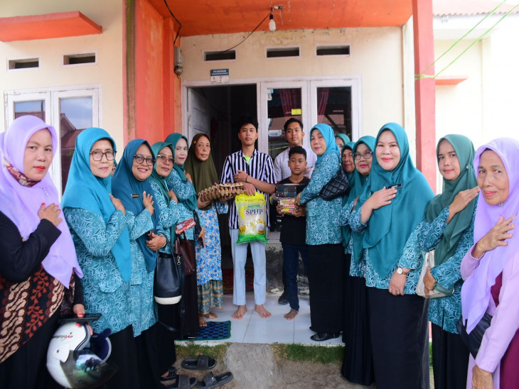Wakil Bupati Kampar Buka Secara Resmi Gerakan Pangan Murah di Desa Tarai Bangun