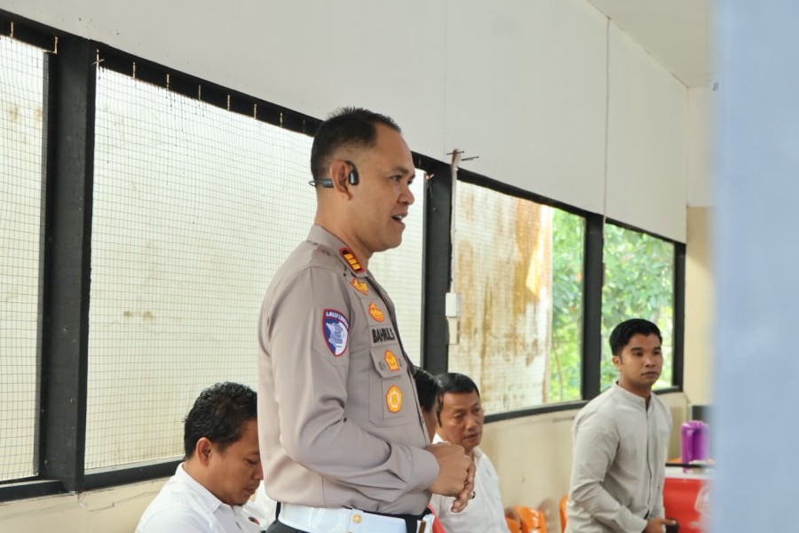 Satlantas Polres Kuansing Akan Tindak Truk Muatan TBS tanpa Pengaman