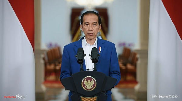 Pengamat: Pamor Jokowi  Turun di Mata Publik karena Trio Isu Ini, Reshuffle Disarankan Tak Jadi Ajang Balas Budi...